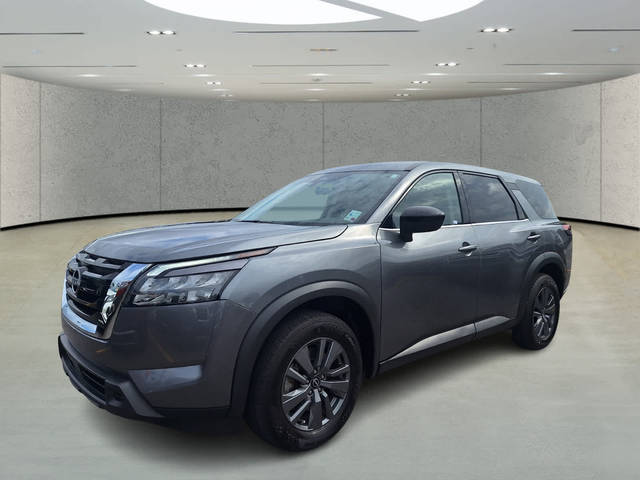 2023 Nissan Pathfinder S FWD photo