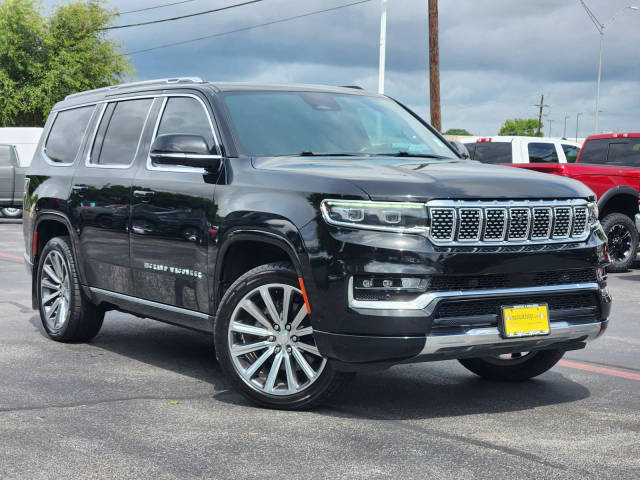 2023 Jeep Grand Wagoneer Series II 4WD photo