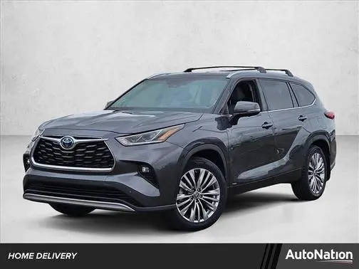 2023 Toyota Highlander Hybrid Platinum AWD photo