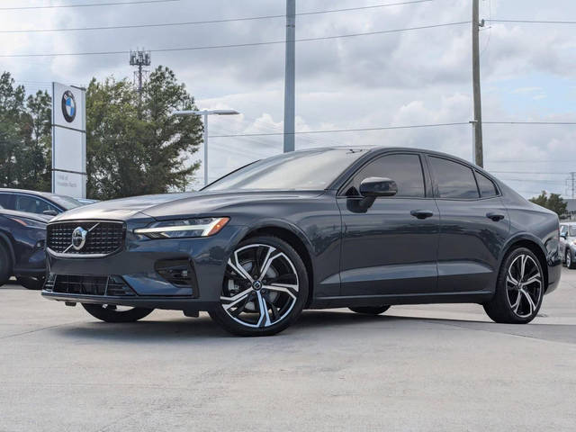 2023 Volvo S60 Core Dark Theme FWD photo