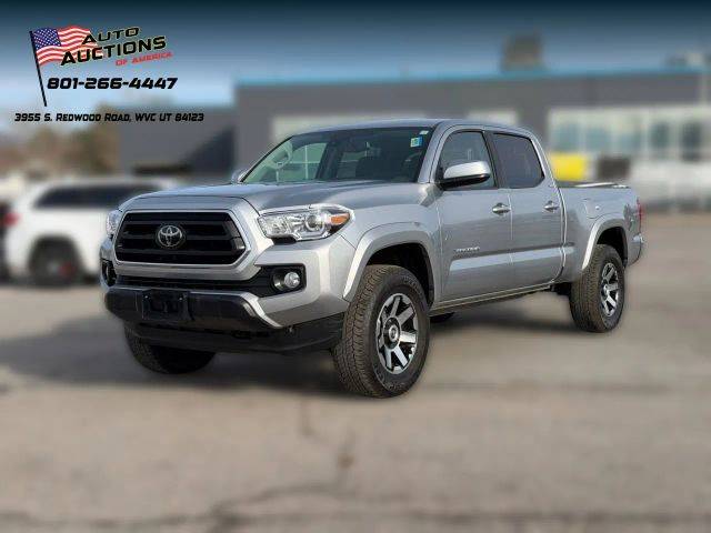 2023 Toyota Tacoma SR5 4WD photo