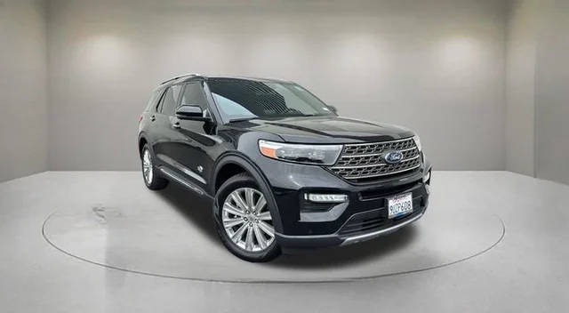 2023 Ford Explorer King Ranch RWD photo