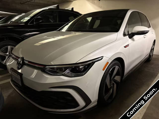 2023 Volkswagen Golf GTI SE FWD photo
