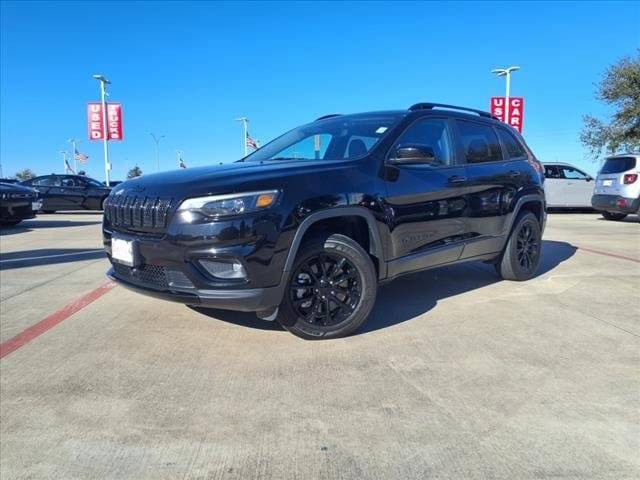 2023 Jeep Cherokee Altitude Lux 4WD photo