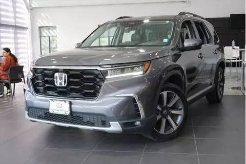 2023 Honda Pilot Elite AWD photo