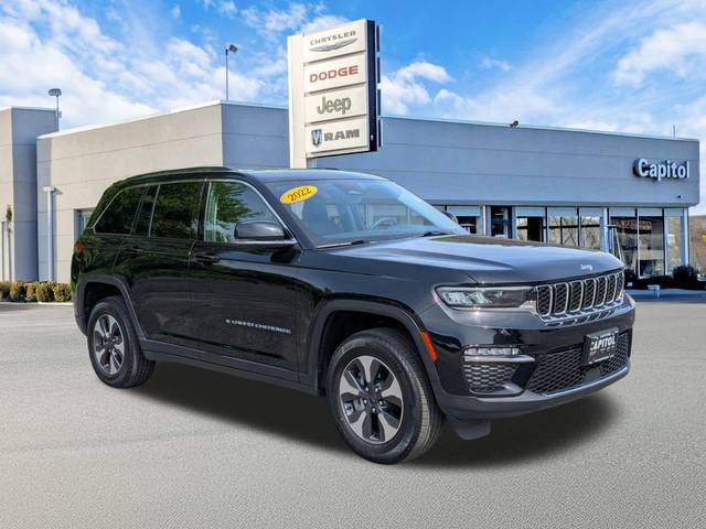 2022 Jeep Grand Cherokee 4WD photo