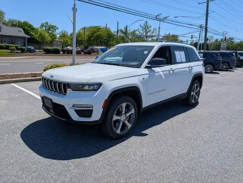 2022 Jeep Grand Cherokee  4WD photo