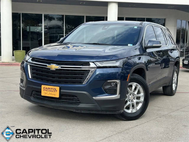 2023 Chevrolet Traverse LS FWD photo