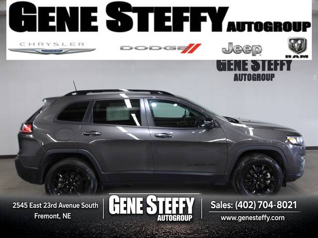 2023 Jeep Cherokee Altitude Lux 4WD photo
