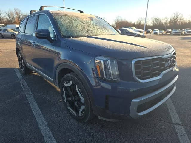 2023 Kia Telluride S AWD photo