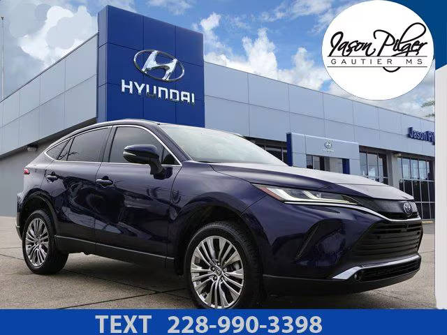 2023 Toyota Venza Limited AWD photo