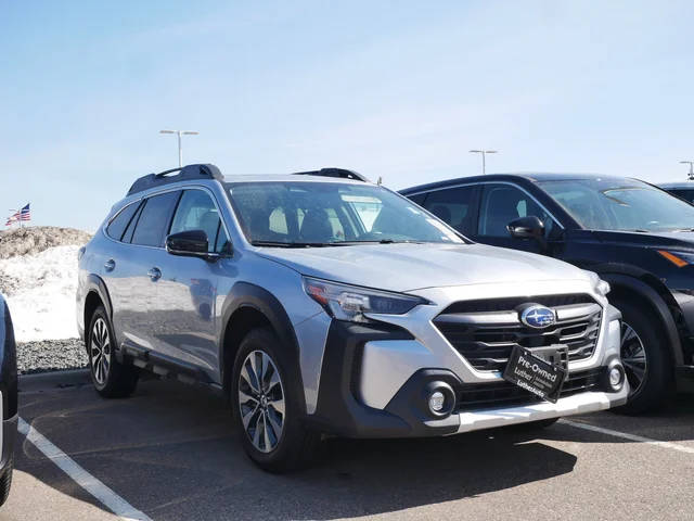 2023 Subaru Outback Limited AWD photo