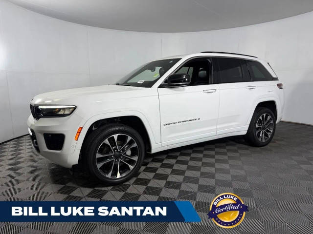 2023 Jeep Grand Cherokee Overland RWD photo