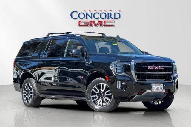 2023 GMC Yukon XL AT4 4WD photo