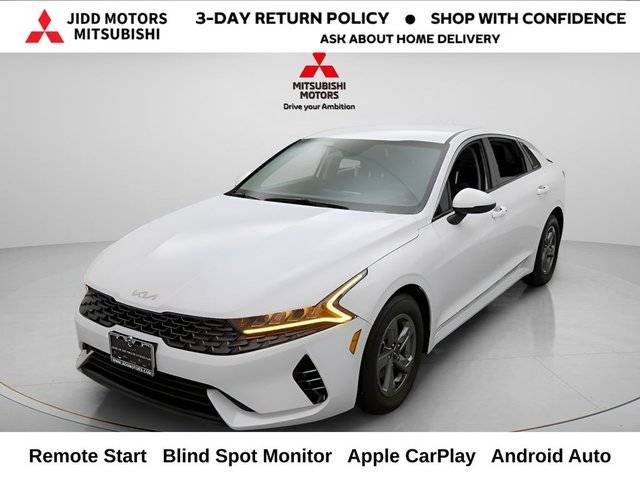2022 Kia K5 LXS FWD photo