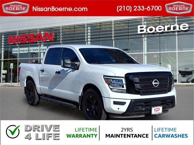 2023 Nissan Titan SV RWD photo