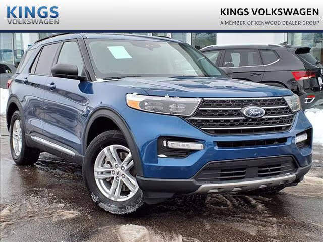 2023 Ford Explorer XLT 4WD photo