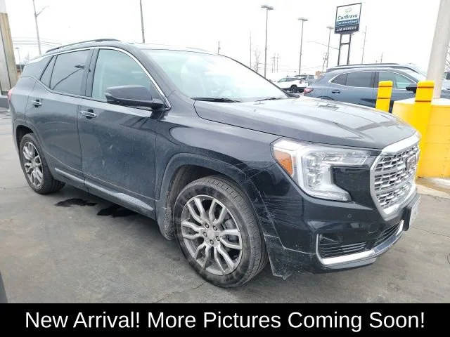 2023 GMC Terrain Denali AWD photo