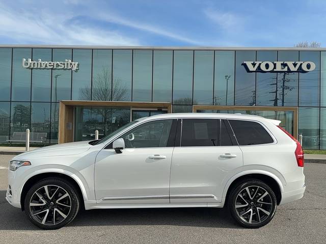 2023 Volvo XC90 Plus AWD photo