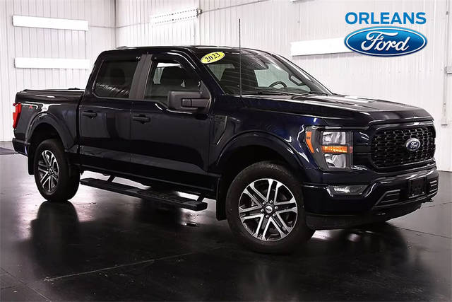 2023 Ford F-150 XL 4WD photo