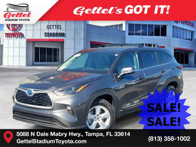 2023 Toyota Highlander Hybrid LE AWD photo