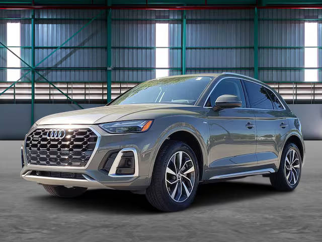 2023 Audi Q5 S line Premium AWD photo