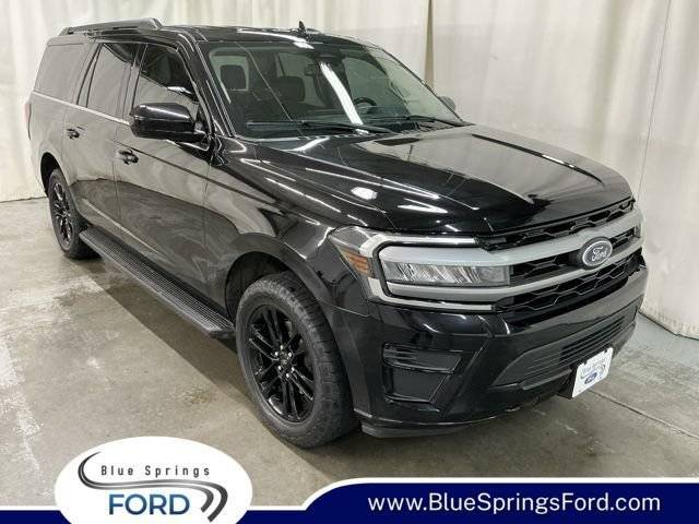 2023 Ford Expedition Max XLT 4WD photo