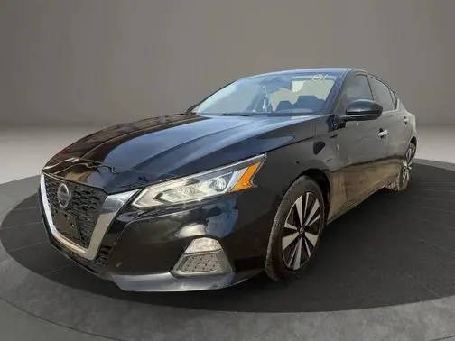 2021 Nissan Altima 2.5 SV FWD photo