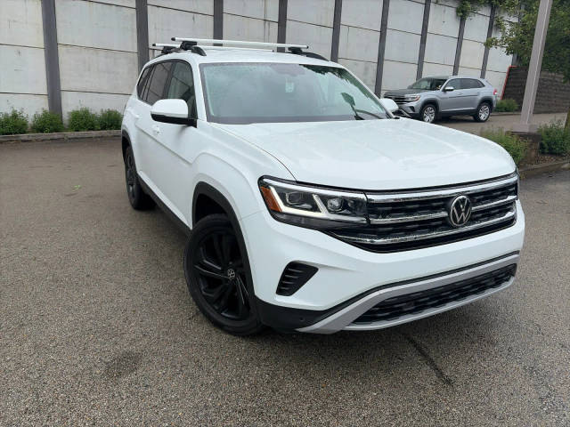 2023 Volkswagen Atlas 2.0T SE w/Technology AWD photo