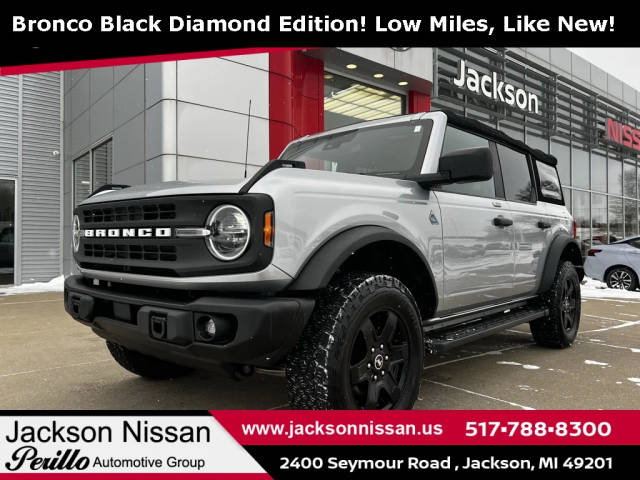 2023 Ford Bronco 4 Door Black Diamond 4WD photo