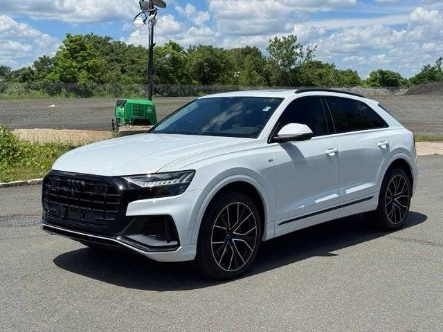 2023 Audi Q8 Premium Plus AWD photo