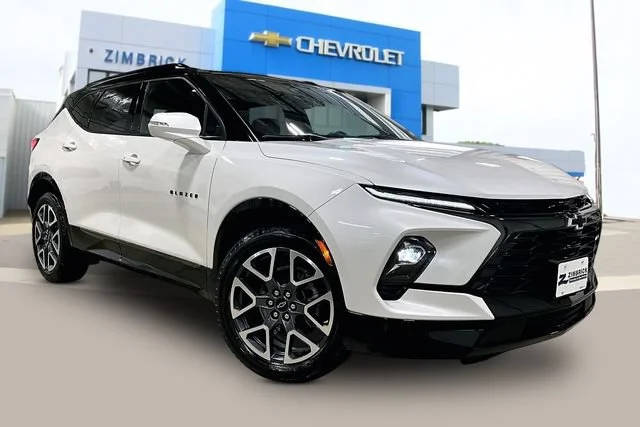 2023 Chevrolet Blazer RS AWD photo