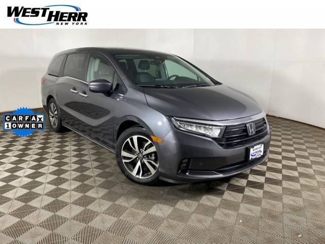 2023 Honda Odyssey Touring FWD photo