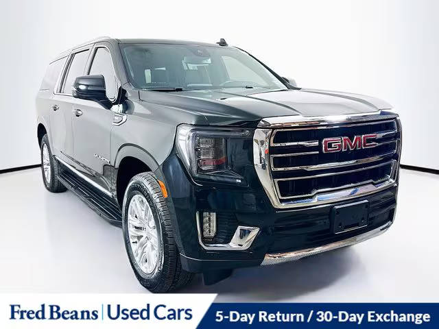 2023 GMC Yukon XL SLT 4WD photo