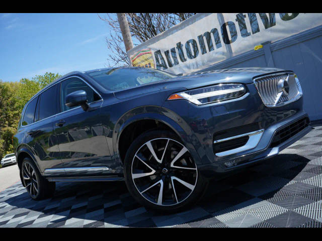 2023 Volvo XC90 Plus AWD photo