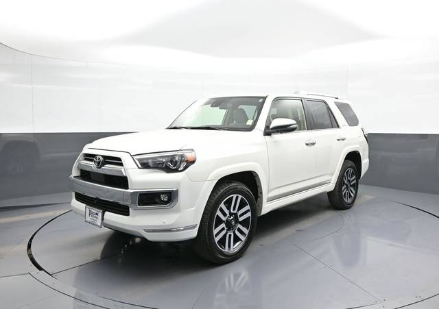 2023 Toyota 4Runner Limited 4WD photo