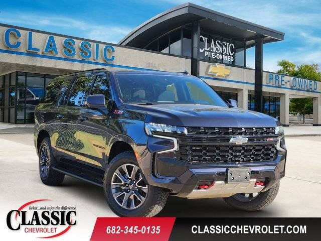2023 Chevrolet Suburban Z71 4WD photo