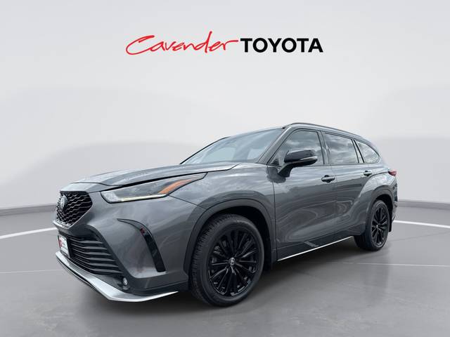 2023 Toyota Highlander XSE FWD photo