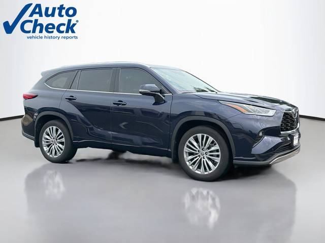 2023 Toyota Highlander Platinum AWD photo