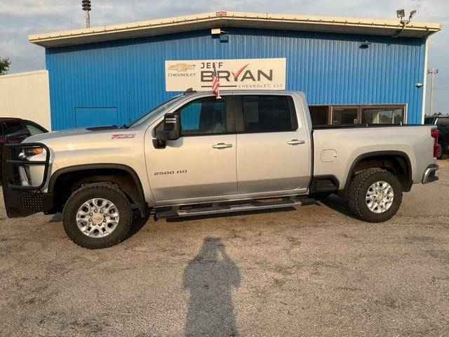 2023 Chevrolet Silverado 2500HD LT 4WD photo