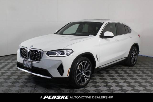 2023 BMW X4 xDrive30i AWD photo