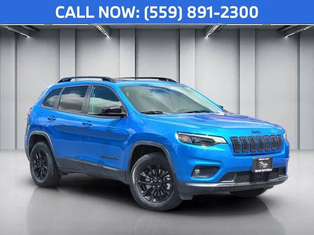 2023 Jeep Cherokee Altitude Lux 4WD photo