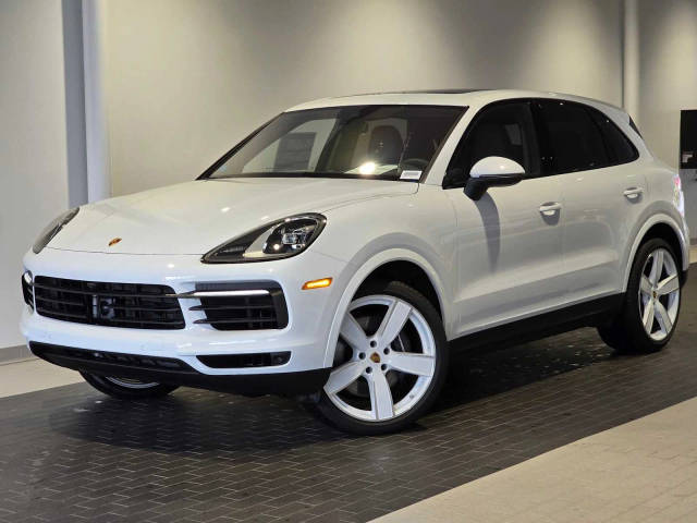 2023 Porsche Cayenne  AWD photo