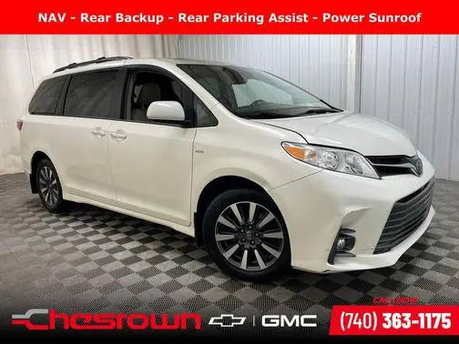 2018 Toyota Sienna XLE Premium AWD photo