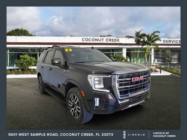 2023 GMC Yukon AT4 4WD photo