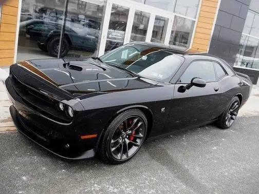 2022 Dodge Challenger R/T Scat Pack RWD photo