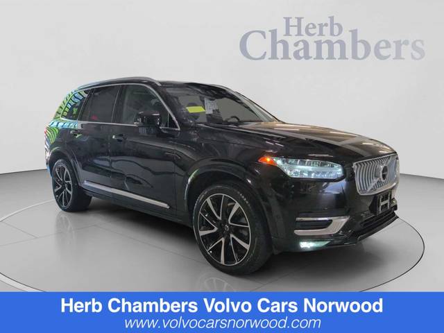 2023 Volvo XC90 Plus AWD photo