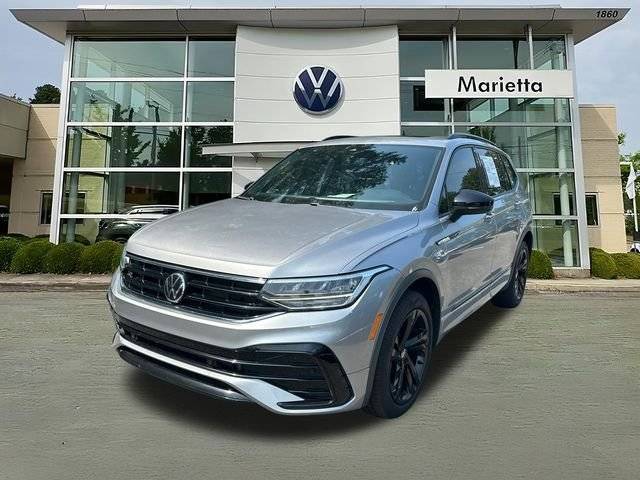 2023 Volkswagen Tiguan SE R-Line Black FWD photo