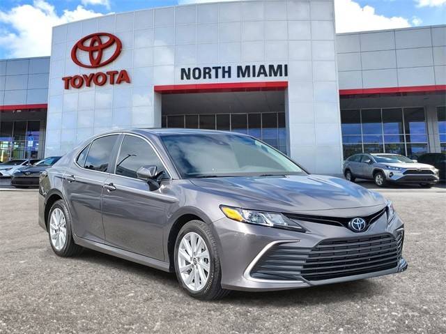 2023 Toyota Camry LE FWD photo