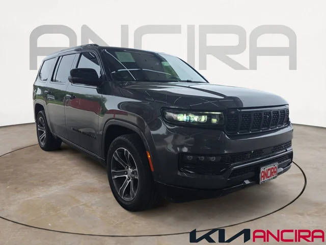 2023 Jeep Grand Wagoneer 4WD photo
